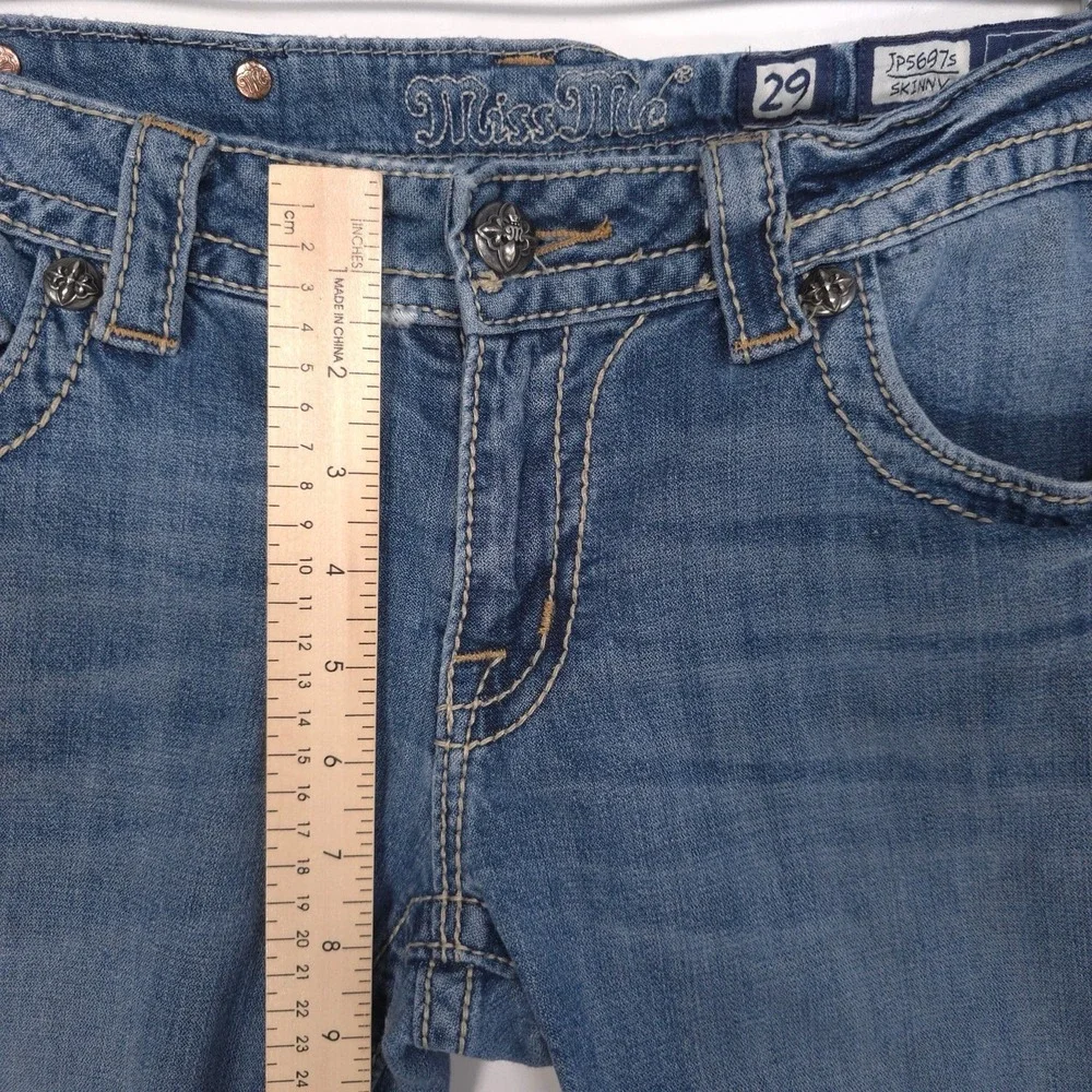Miss Me Women's Jeans Size 29‎ Skinny Low Rise Embroidered JP5697S Med 103